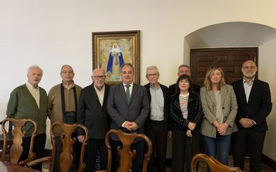 Visita del Padre D. Carlos Navascués a la Sede de EMASESA