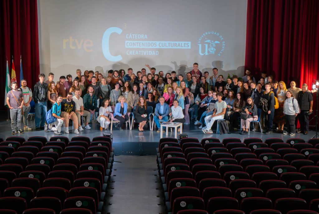 Montserrat Rigall inauguró las actividades de la Cátedra RTVE-US